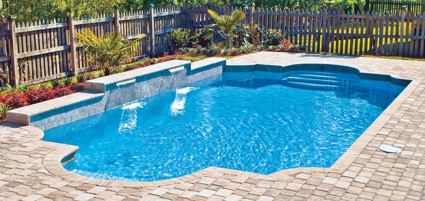 Reasons to hire outdoor swimming pool contractors in Dubai