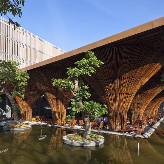 High-traffic commercial walkway architecture